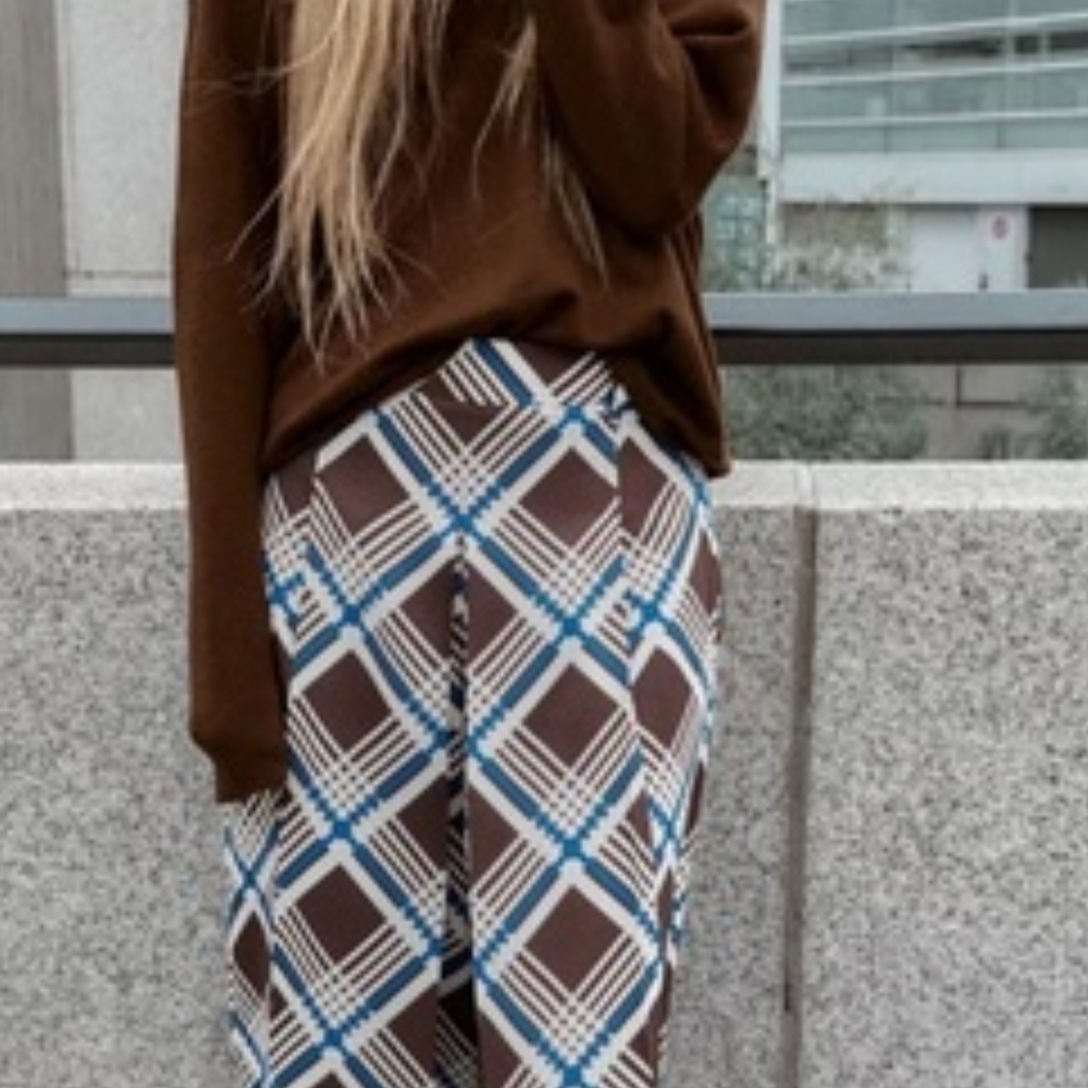 NWT Zara Brown and Blue Plaid Women's Shorts Laege